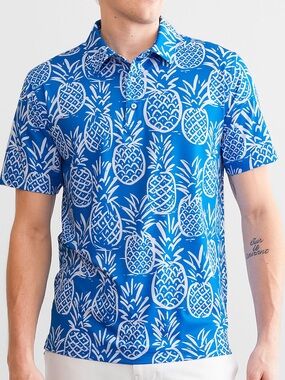 Chubbies The Thigh Napple Performance Polo in Medium Blue Size Small